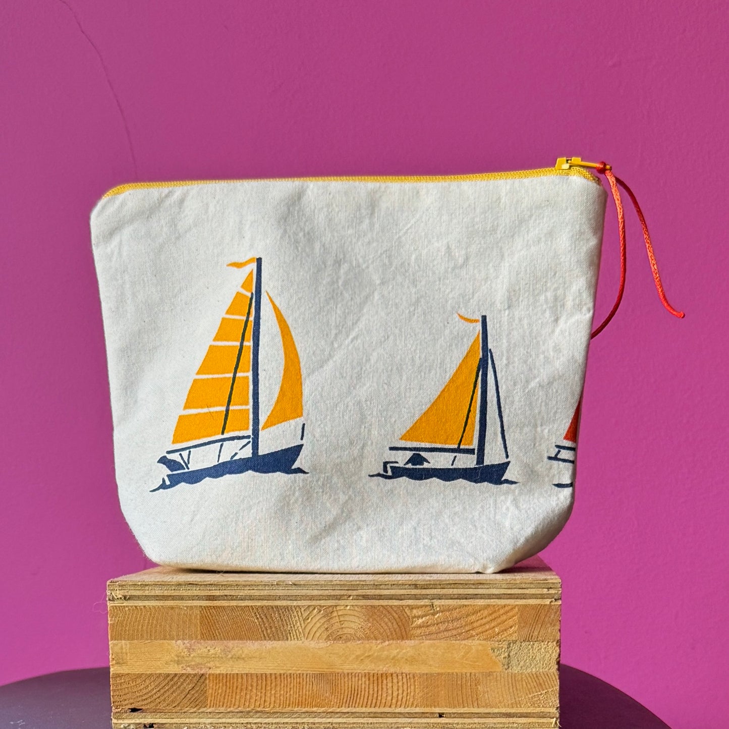 Boat Bag with Boxed Base