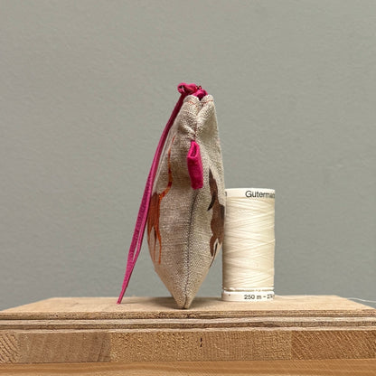 Roger, Doris, Horace and Stripes take a walk Natural  Purse I