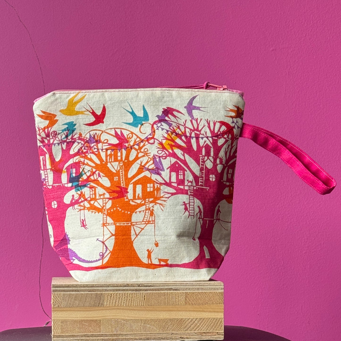 Pink and Orange Dragon Tree Bag with Boxed Base