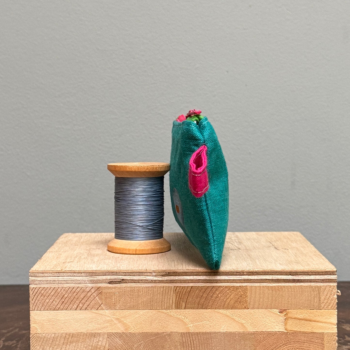 Horace and Stripes Get Closer Turquoise  Purse I