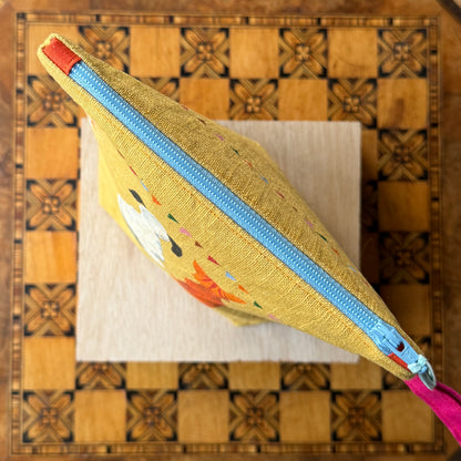 Doris and Stripes watch the Bunting with Boxed Base  on Yellow II