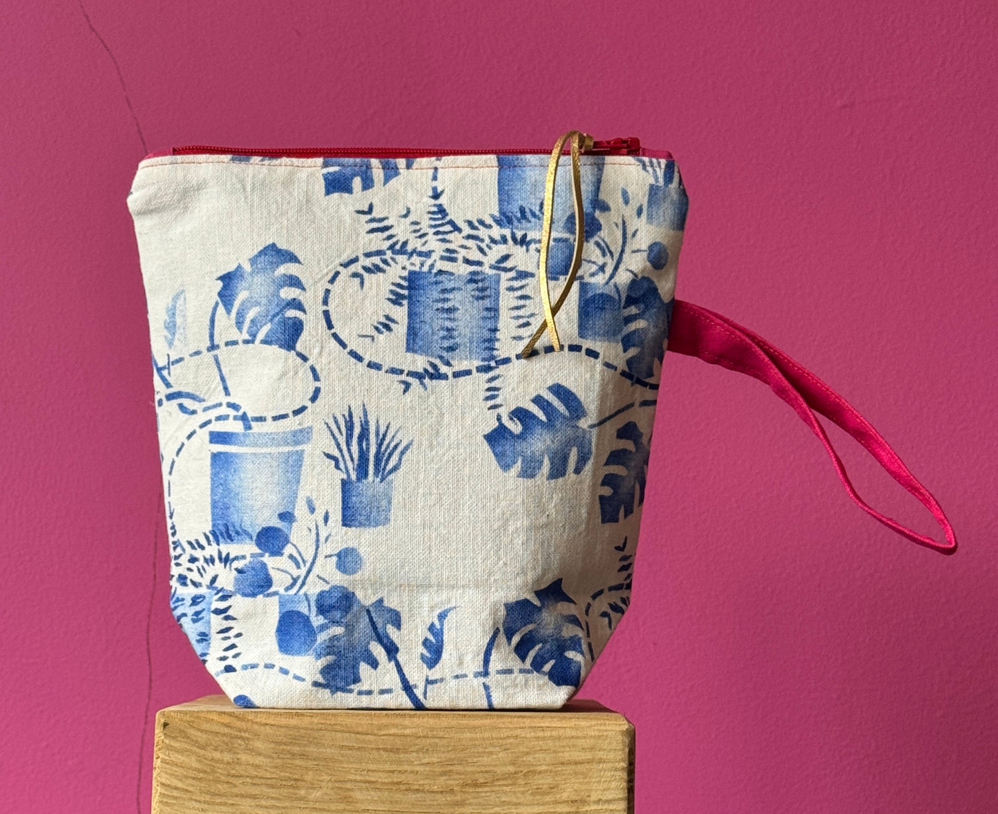 Houseplant Bag with Boxed Base