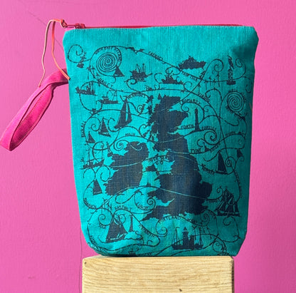 Shipping Forecast Bag with Boxed Base